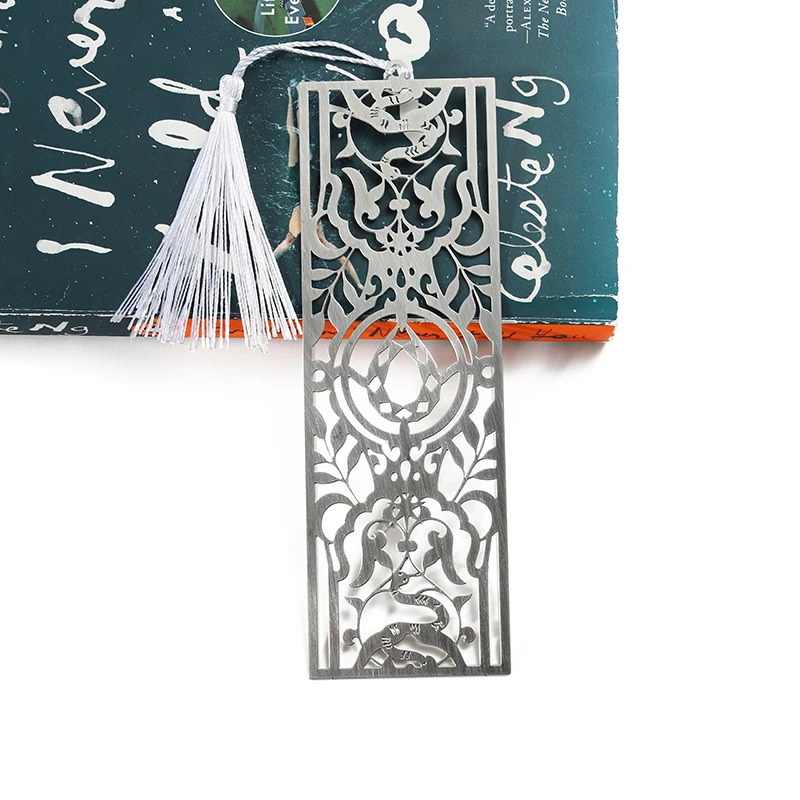 Metal cut out design engraved custom stainless steel bookmark