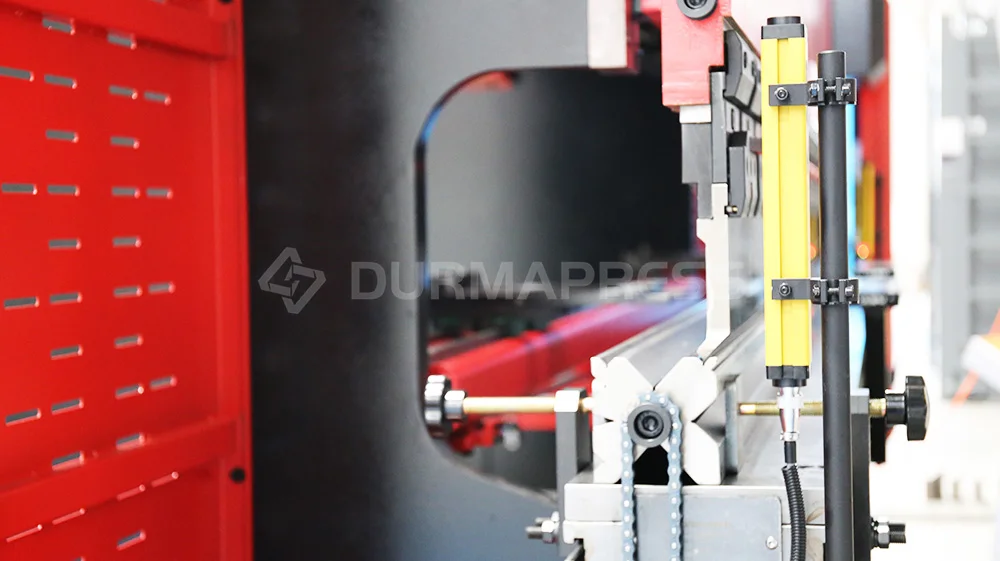 New E310P 160T/4000 Servo CNC Controller Press Brake Machine Sheet Metal Hydraulic Plate Bending Machine