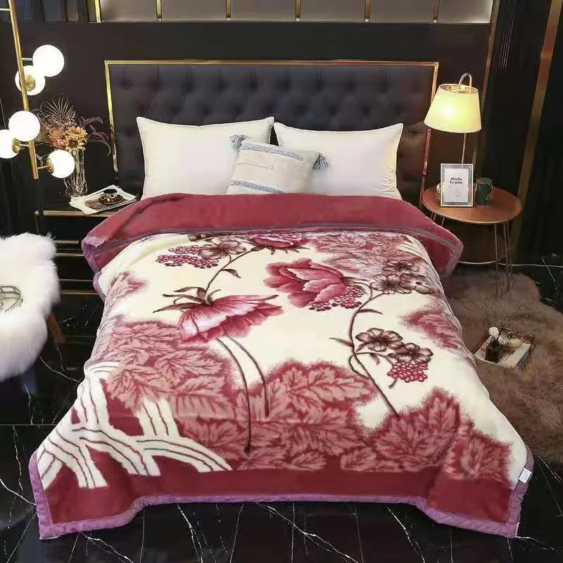 Wholesale Custom Designer Personalized Thick Soft Cheap Price Raschel Winter Luxury Flannel Throw Bed Blanket