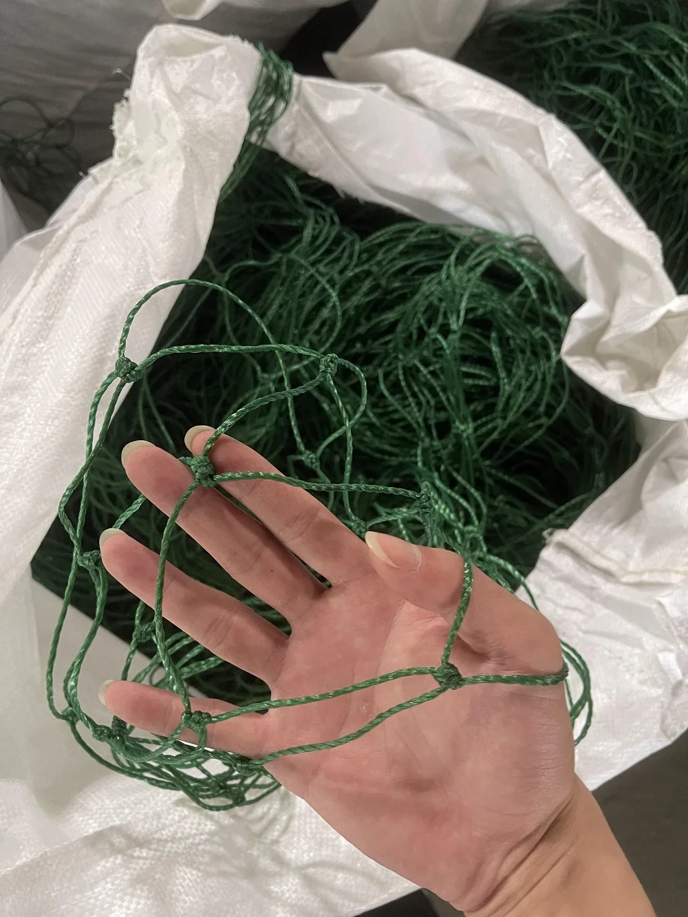 Yufeng customized 220Dx360ply double knot Polyethylene knotted fishing net High-density polyethylene HDPE fishing net