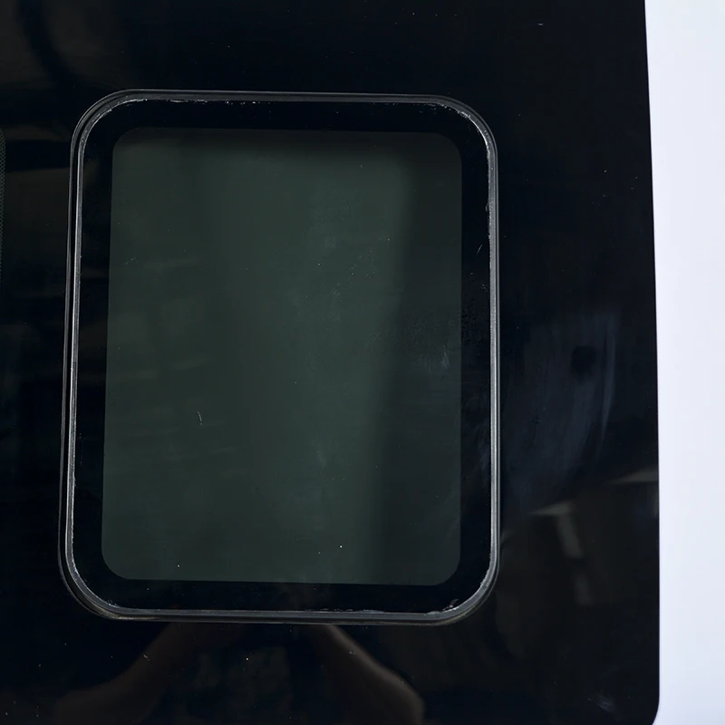 Applicable black glass side window middle window for Ford Quanshun truck black glass for car windows