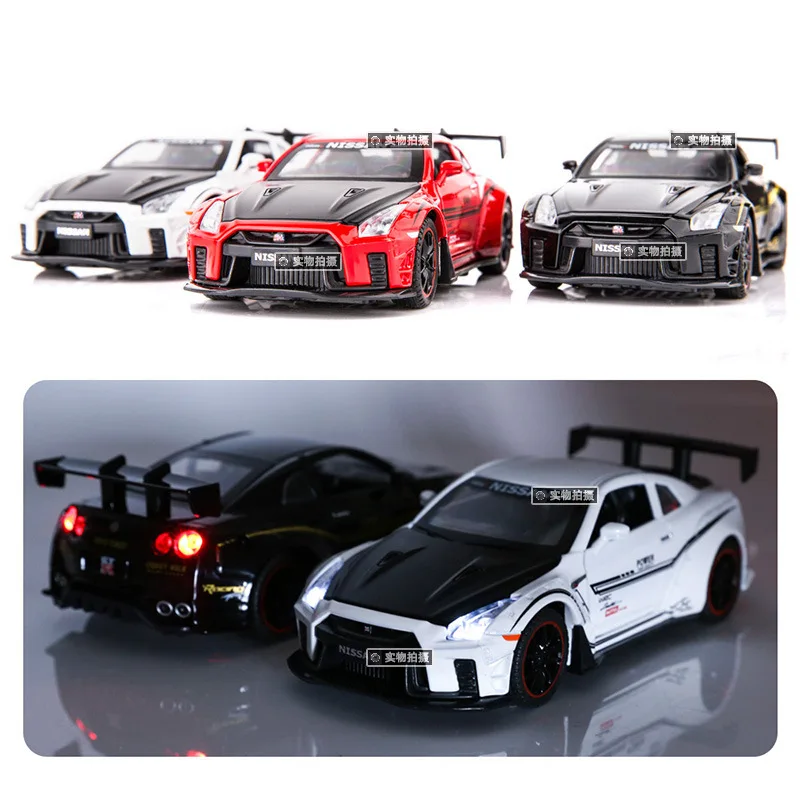 Моделирование оттягивания коллекционные детские игрушки 1:24 GTR R35 спортивный автомобиль литые из сплава Nissan