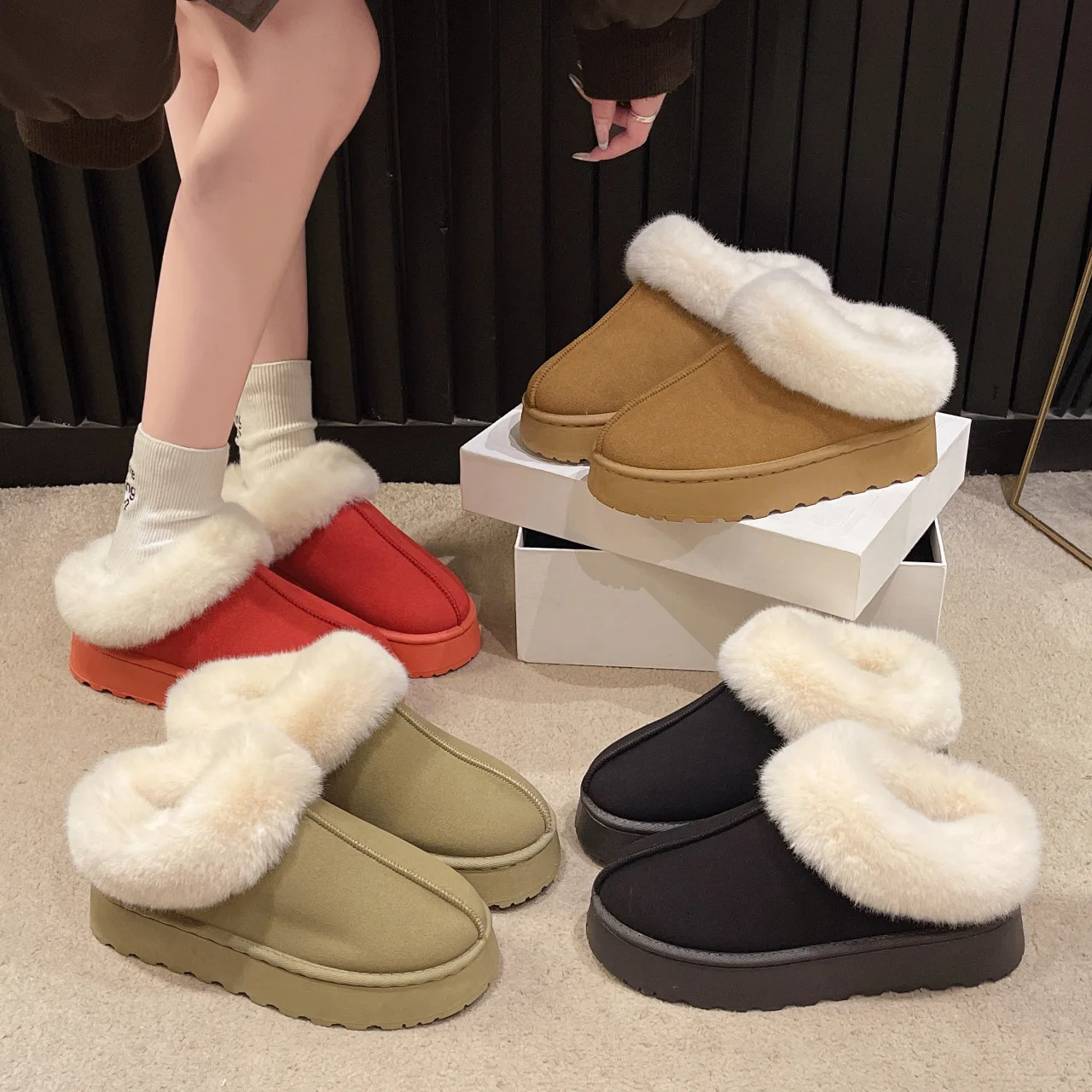 2024 осенние и зимние новые женские сапоги с толстой подошвой круглым носком утолщенной плюшевой подкладкой внутри