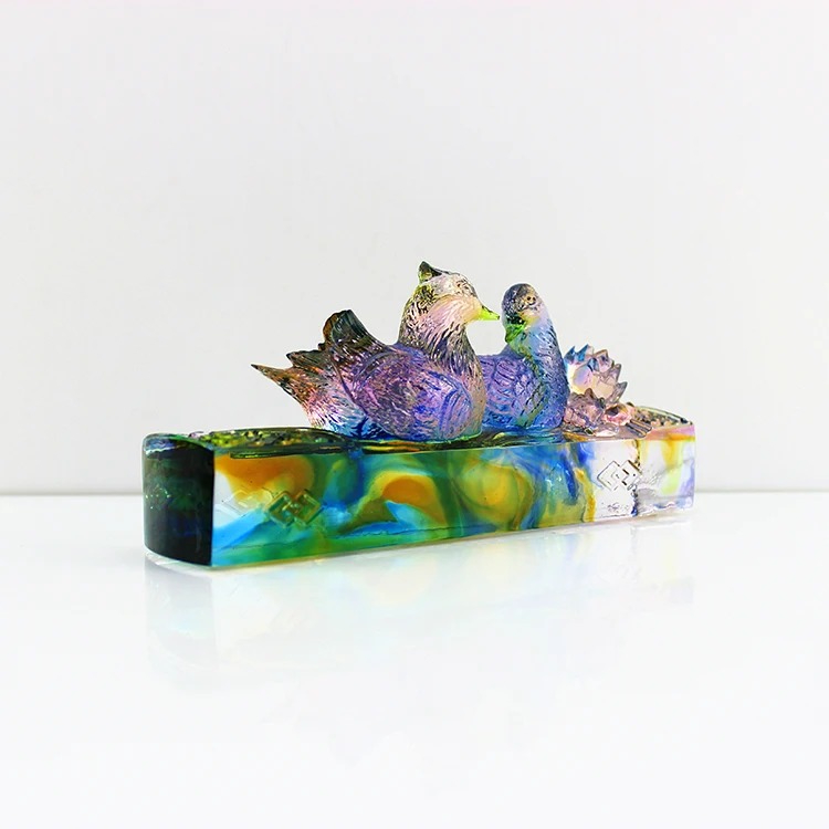 Folk Art Fengming liuli Ornaments Crafts Mandarin Duck Figurine With Crystal Base