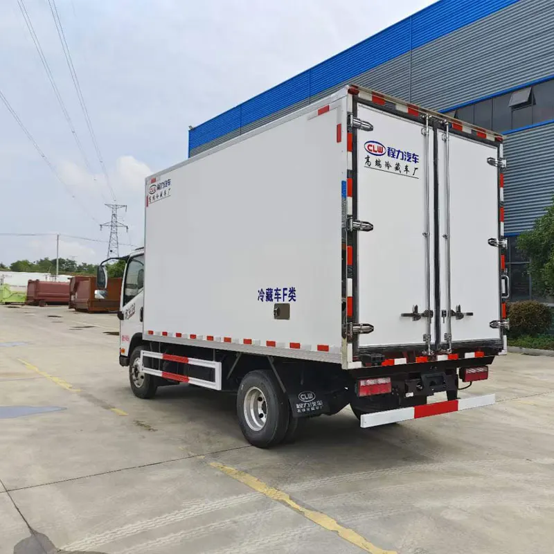 FAW 4X2 Refrigerated Truck for Freezing and Transporting Vegetables and Meat