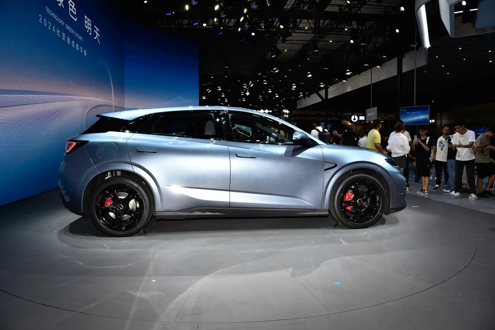 Депозит 2025 новых энергетических транспортных средств EV автомобильный Средний 5-дверный внедорожник 5 мест уплотнение 06 GT AWD BYD Электромобиль 06gt продажа