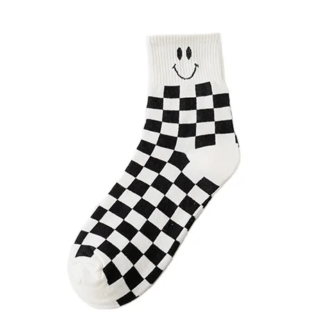 Women Chic Fashion Smiling-Face Checkers Cotton Socks