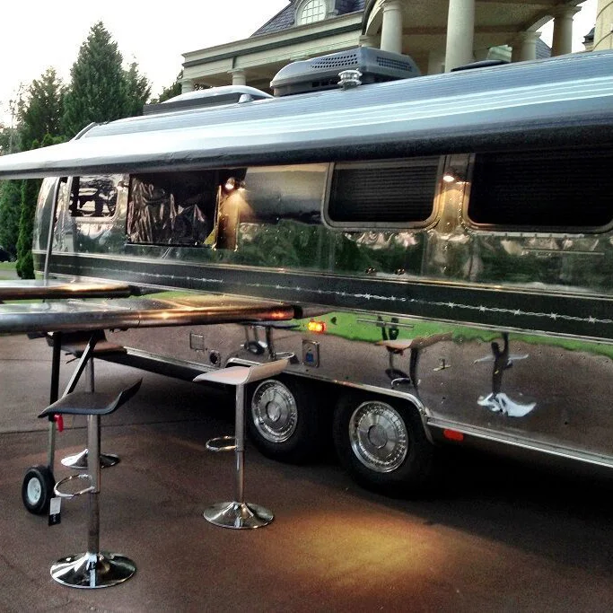 fully equipped bbq Airstream food trailer food truck hot dog