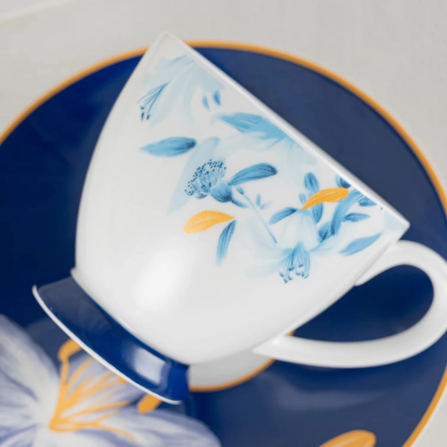 PITO 150ml classic afternoon coffee cup bone china coffee cup and saucer sets ceramic tea cup set with saucer