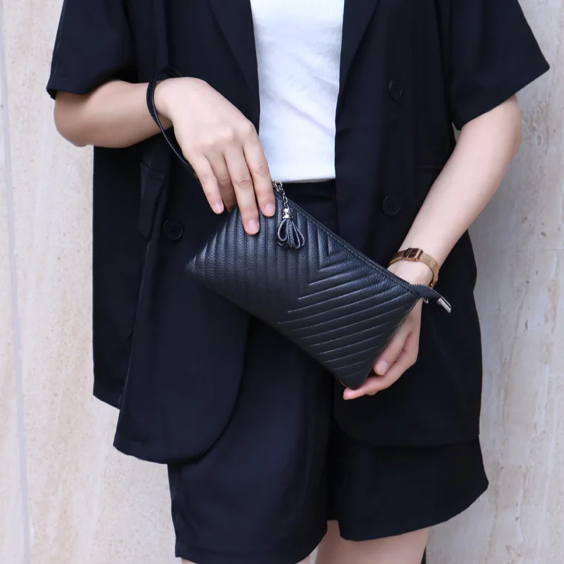 Oblique crossbody bag women new first layer leather grab bag fashionable and versatile embossed mobile phone bags