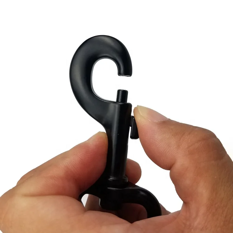 Factory black spray-paint  zinc alloy swivel snap hook for dog leash