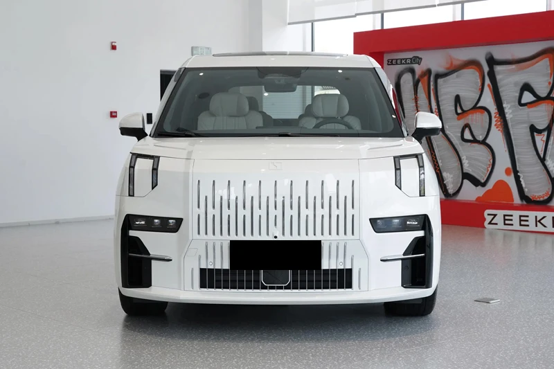 ZEEKR009 EV средних и больших 5-дверных 4/6 сидений MPV WE ME 789HP 230 км/ч Максимальная скорость 822 км дальность действия ZEEKR 009 электромобиль