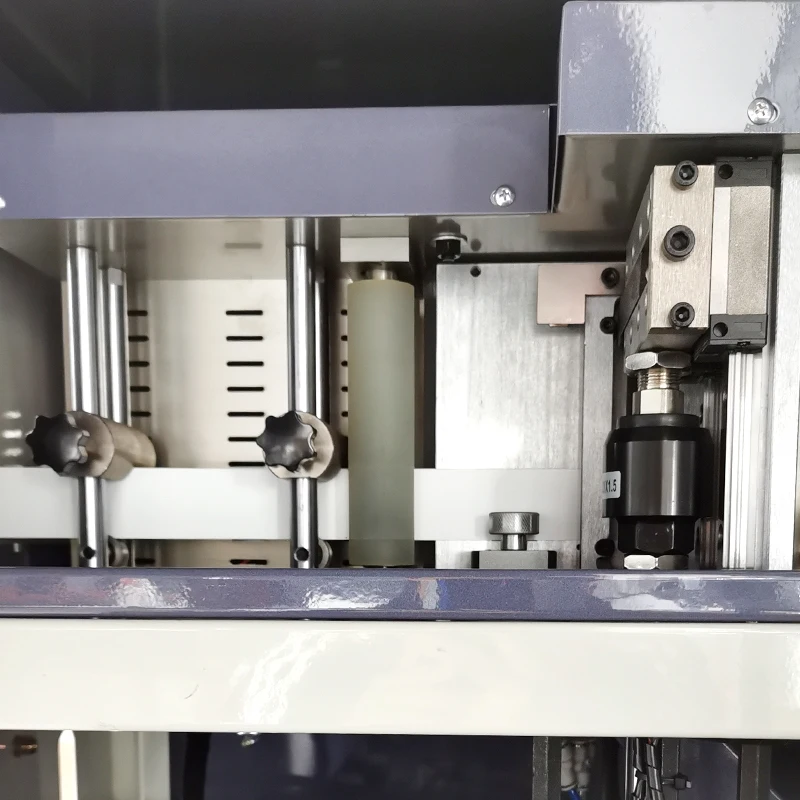 Машина для резки алюминиевых каналов Q1 CNC