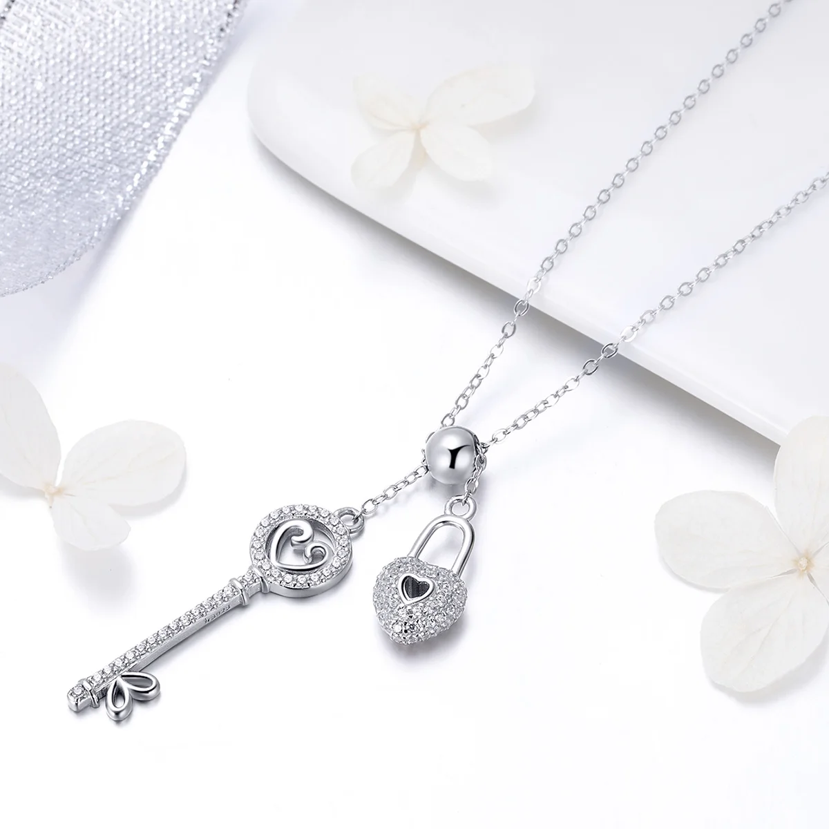 
Alibaba China Keys heart locket and lock design 925 Sterling silver necklace women 