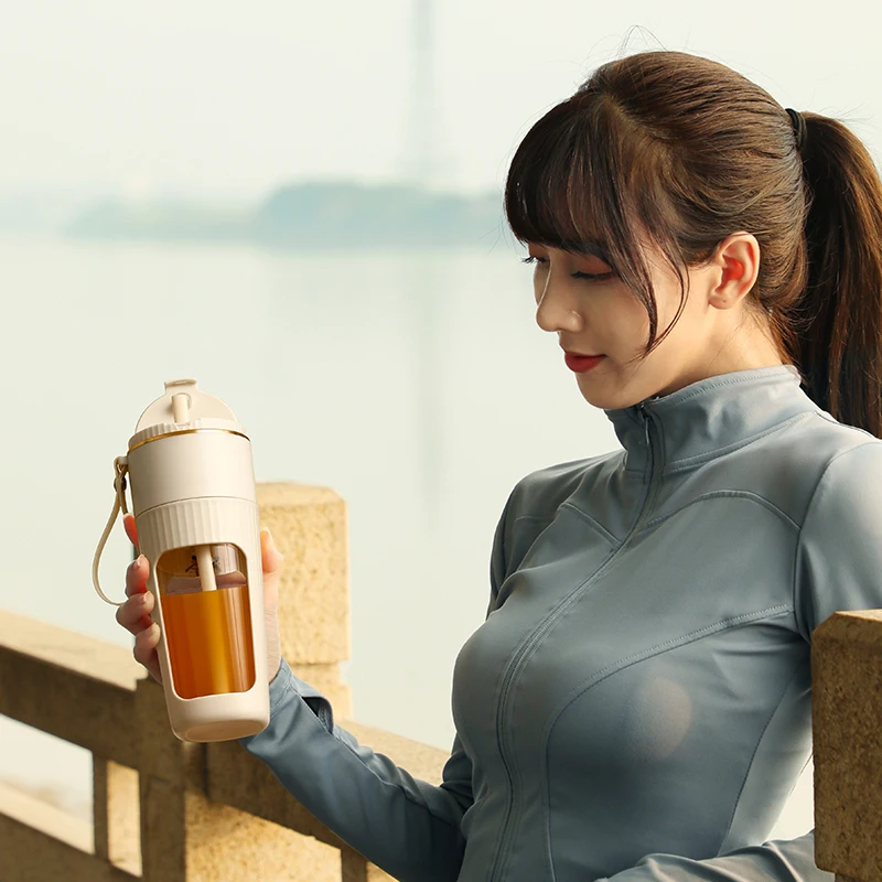 High Quality Mini Portable Blender Juicer Cup Wholesale For Fruit Baby Food Travel Rechargeable UsbJuicer Blender 6  Blades