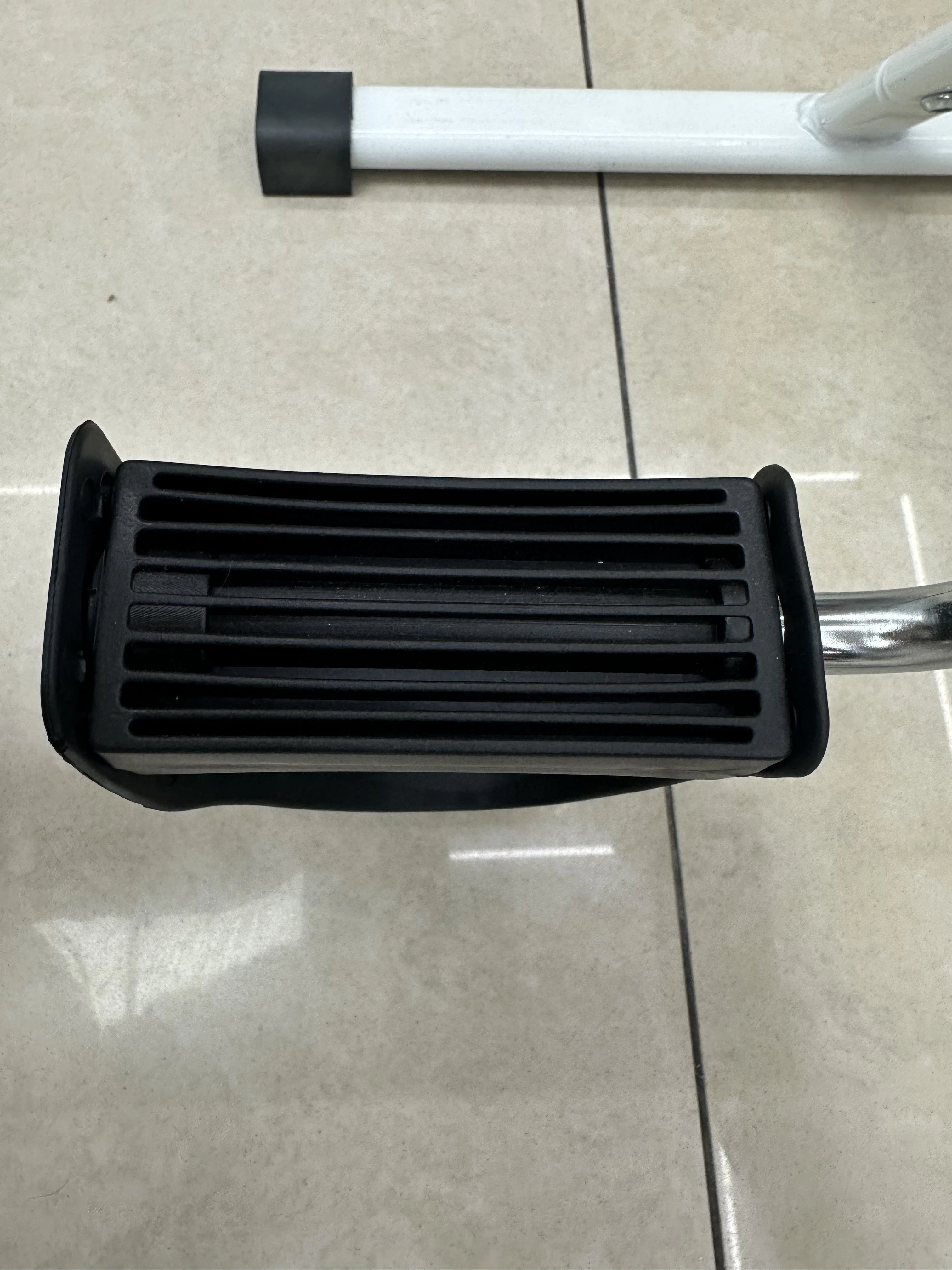 Mini Simple Bicycle Home Leg Machine Leg Trainer Rehabilitation Bicycle Pedal for The Elderly Foot Exercise Machine Foot Cycle