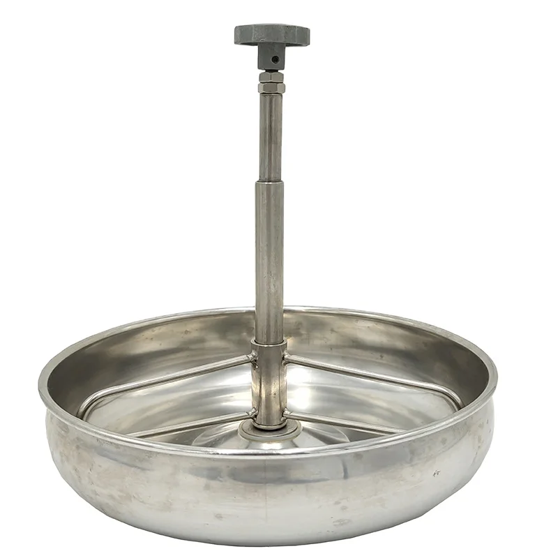 The stainless steel piglet bowl is a piglet feeding trough for use in the farrowing pen can be fed in a simple and hygienic
