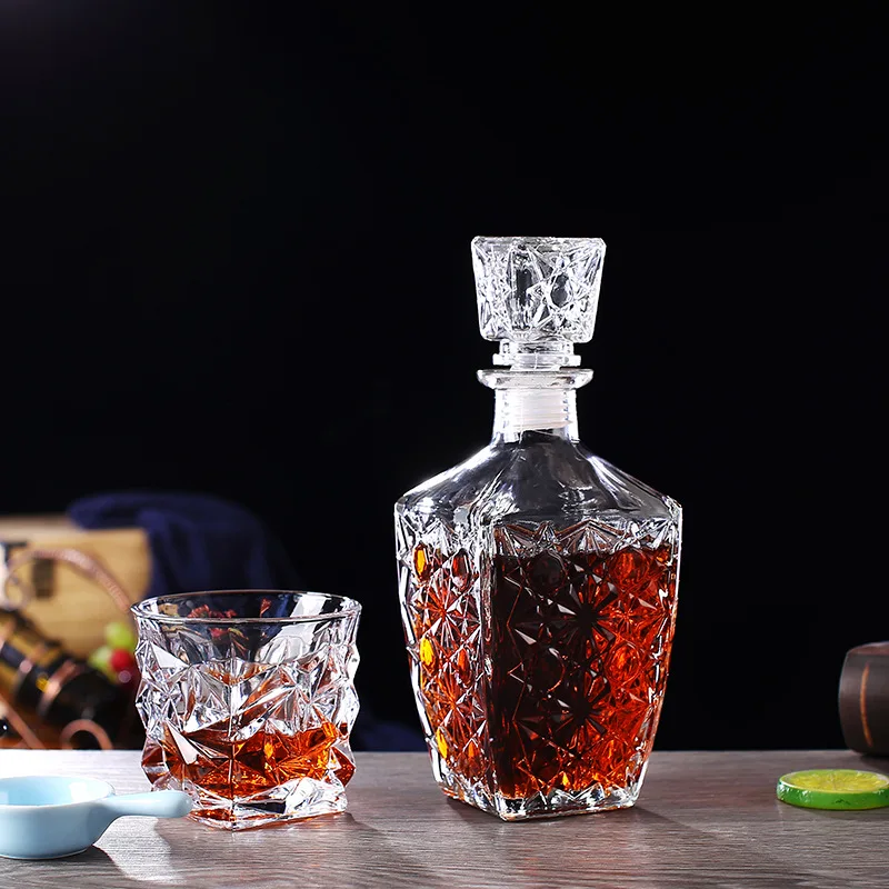 250ml 500ml 800ml Square Empty Liquor Wine Glass Bottle for Whiskey Brandy Rum