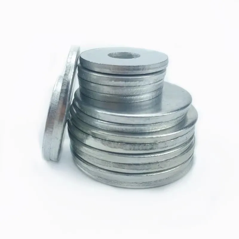 OEM factory price round plate carbon steel DIN125 zinc plated large plain steel M10 flat washer