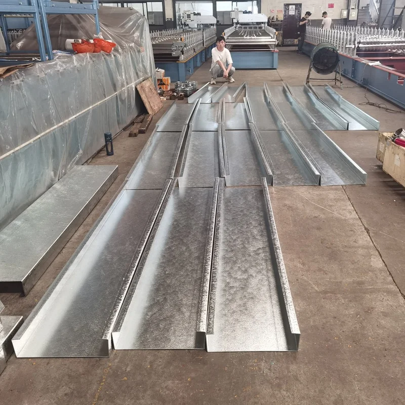 VIP Profile Customized Glazed C/Z Sheet Post Cutting Purlin Forming