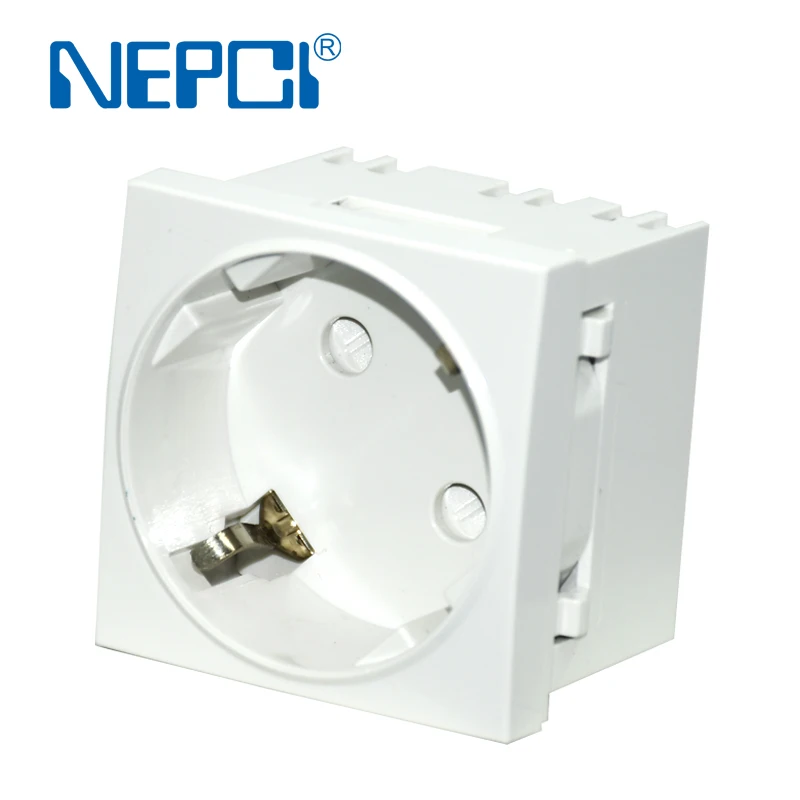 EU Standard German Schuko Socket 4 ports 16 A 250 V Series wall power outlet tamper resistant 45*45mm PC white