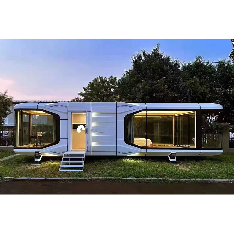 Modern 20Ft 40Ft Outdoor Mobile Gamping Smart Prefabricated Container Prefab Space Capsule Homes Luxury Prefab House