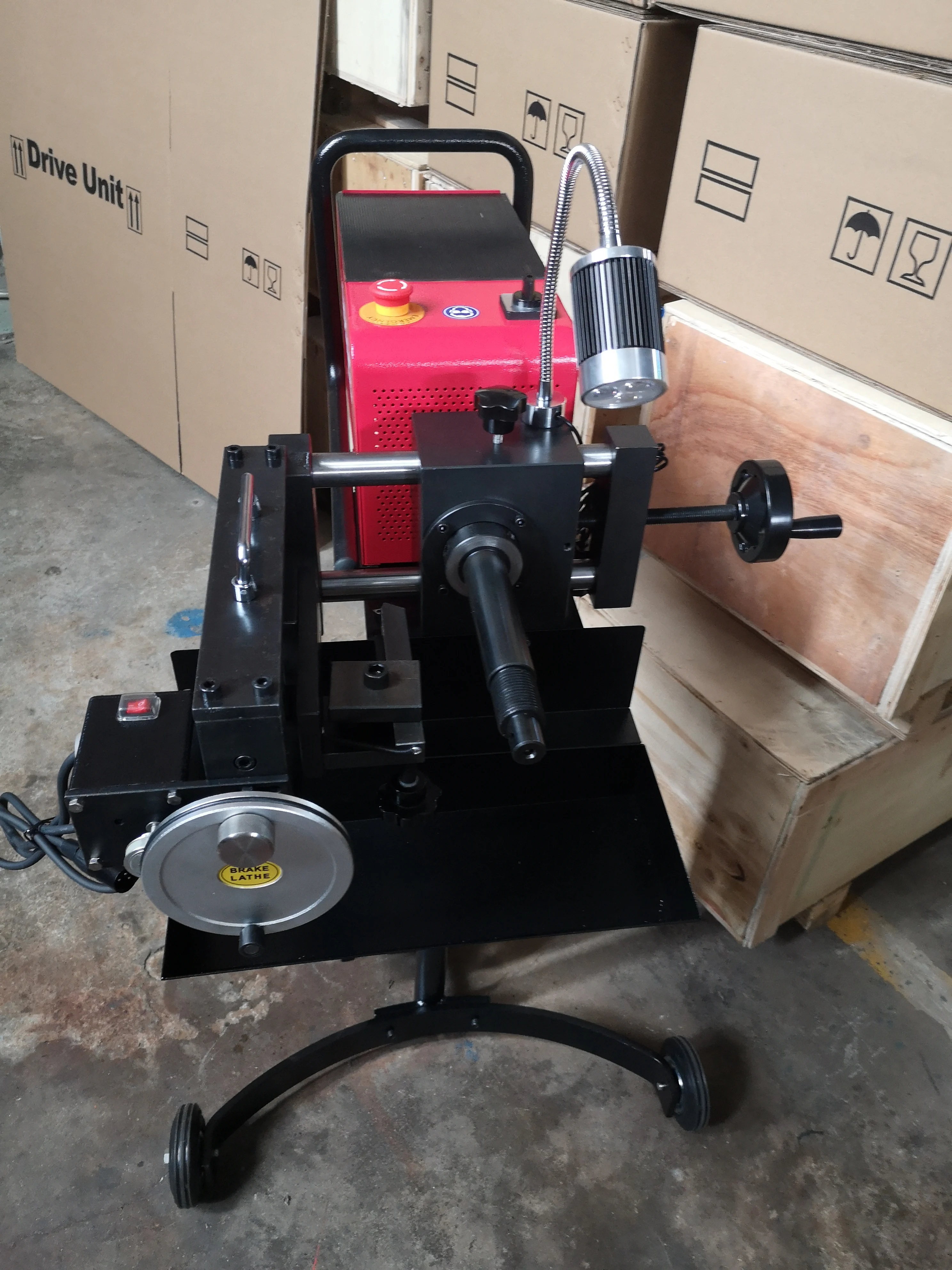 AM983GD Disc Drum Brake Lathe Machine On Car and Off-car Braking Disc Aligner AOMAI AM-983 Brake Disc Lathe AM-983GD