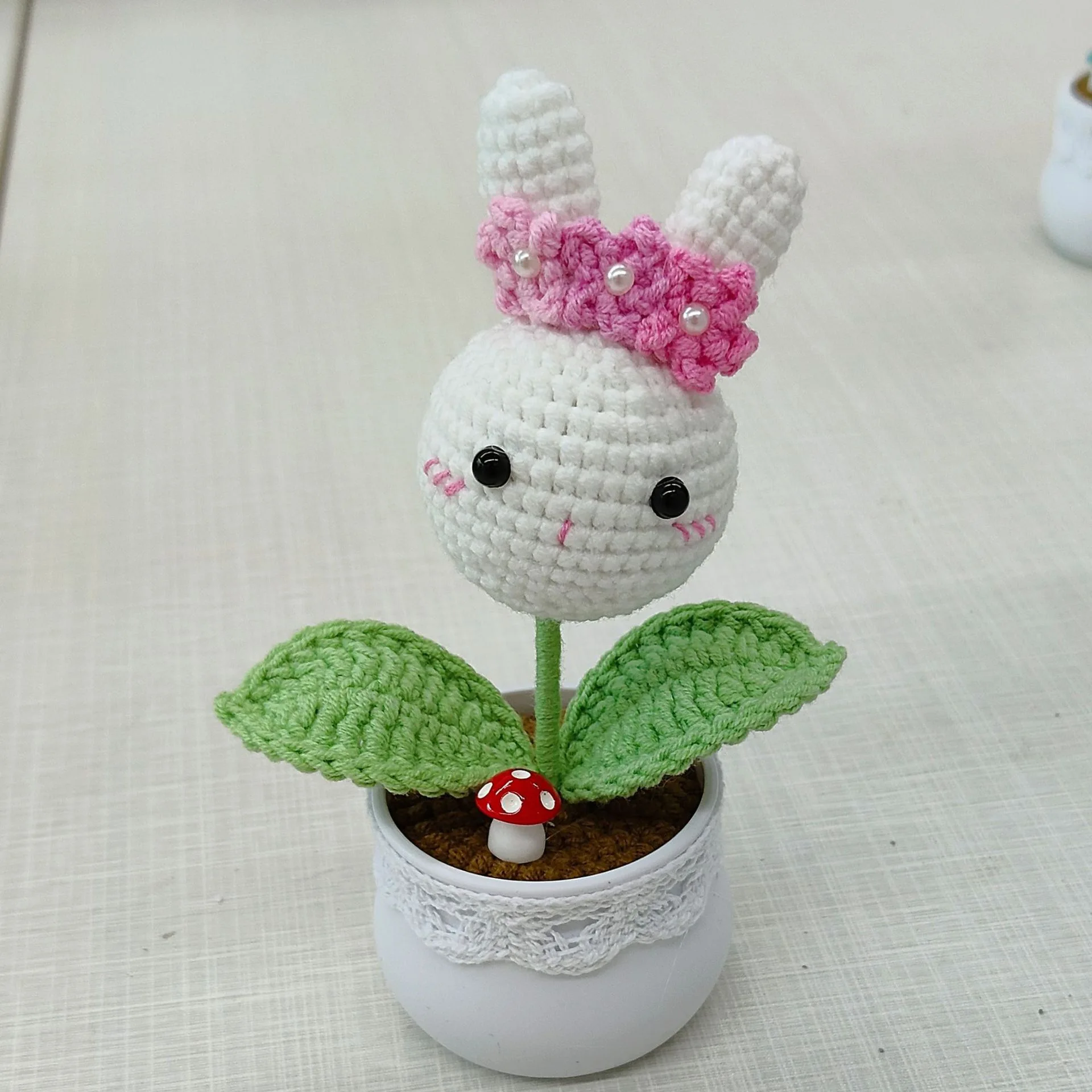 Creative Finished Handmade Home Decoration Woven Flowers pot Crochet Wool knitted frog rabbit pig bear Animal potted plant