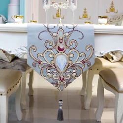 Роскошная высокоточная скатерть из полиэстера с рисунком из жаккарда и бриллиантов для украшения дома, отеля, банкета