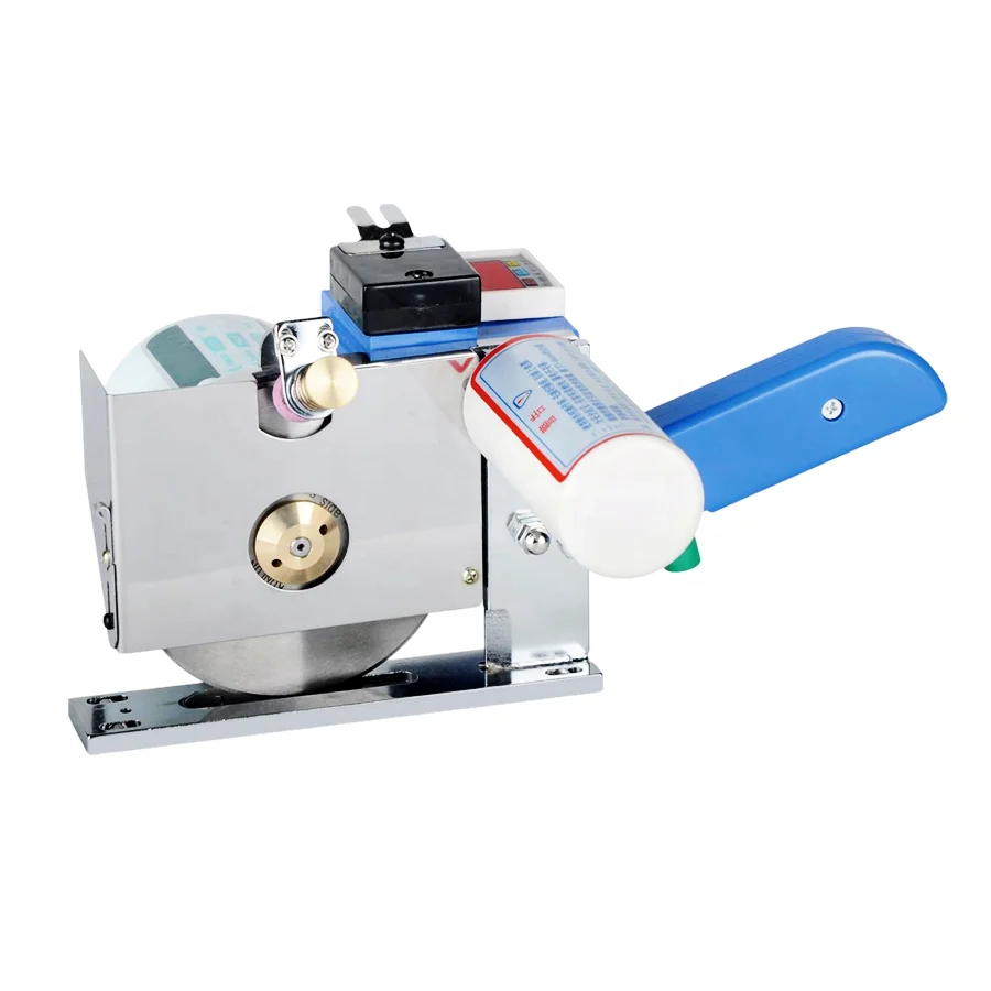 Режущий станок для резки ткани или ткани