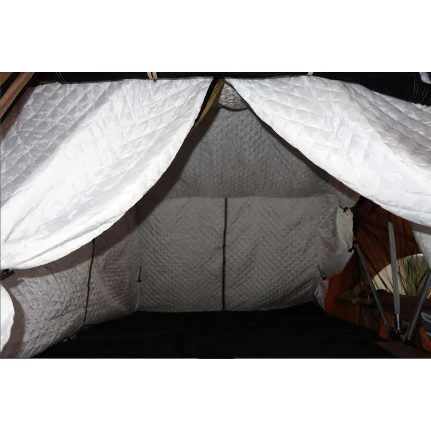 
convinent to use roof top tent 4X4 roof insulation tent for car keep warn 