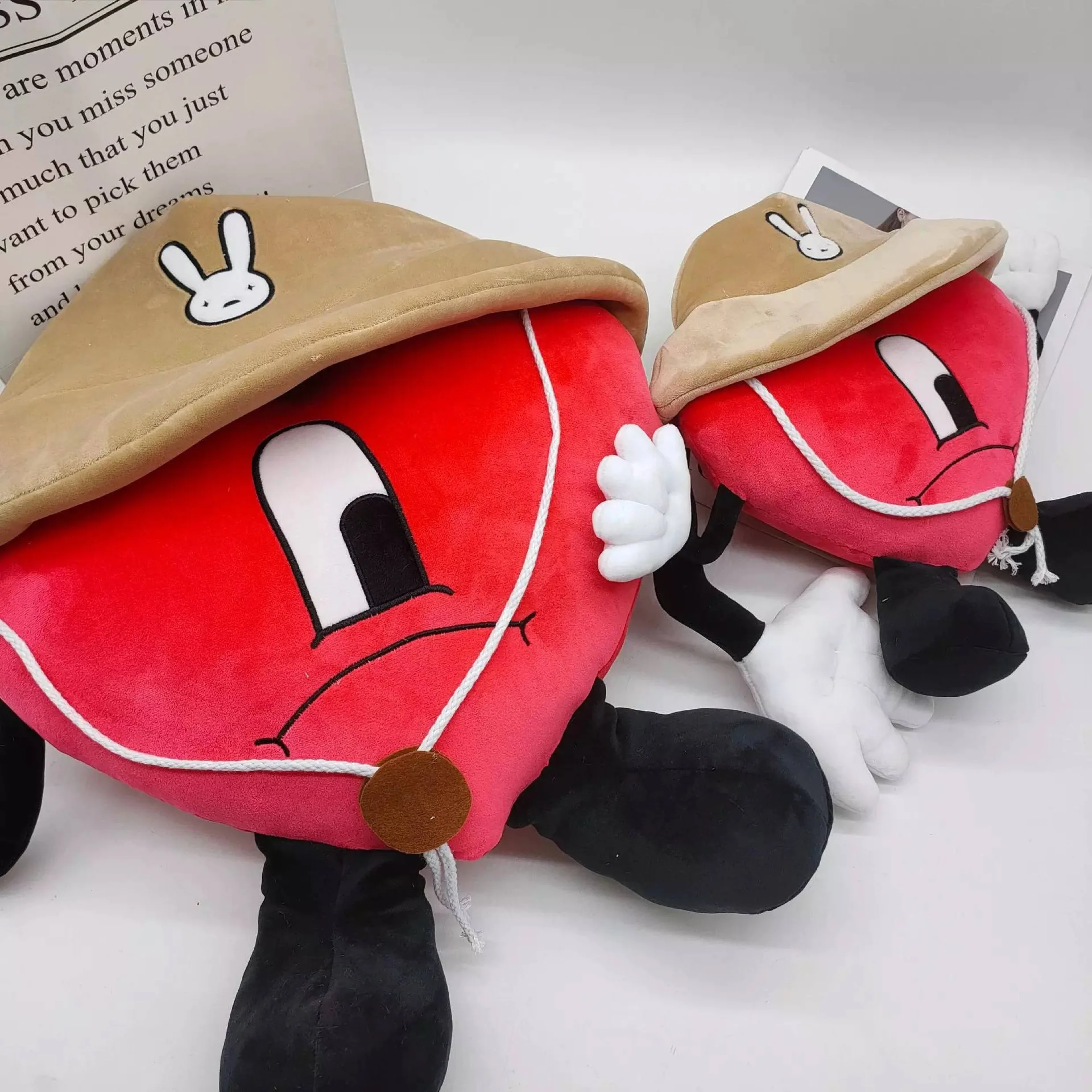 New Arrival Hot Fashional New designs Bad Bunny Un verano sin ti toy pluses with hat Red Heart Pillow