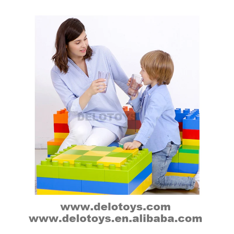 DELO TOYS  giant Building Bricks amusement park WALL Plastic ABS DIY toys Large building block for kids parts 1 x 2 dots (DK011)