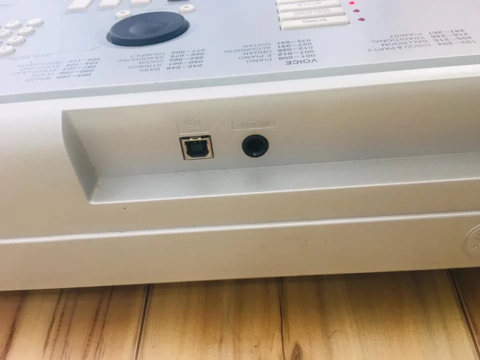 DGX205 YAMAHAs refurbished portable high-end playing Electronic keyboard digital grand piano