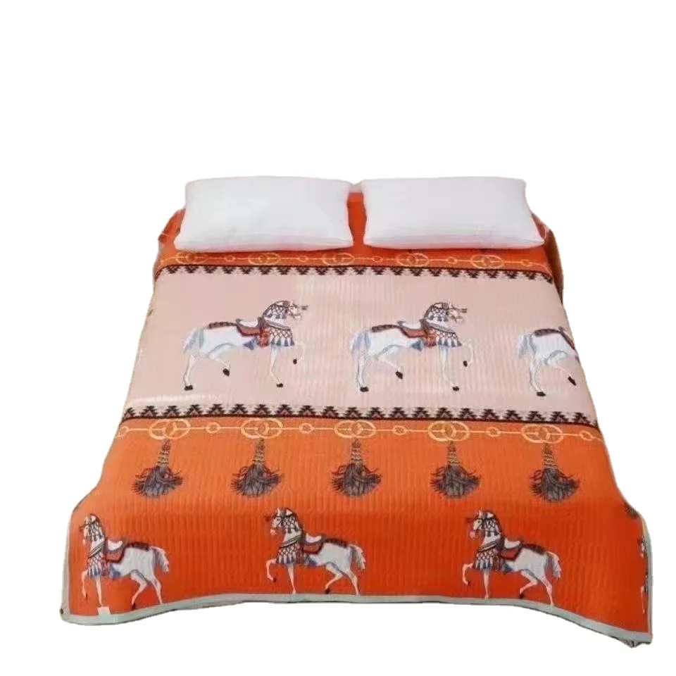 Free Shipping Luxury Quilted Bedspreads Mattress Pad Sleep Well Thin Mattress Topper Anti Slip Waterproof Double Sided Bedspread