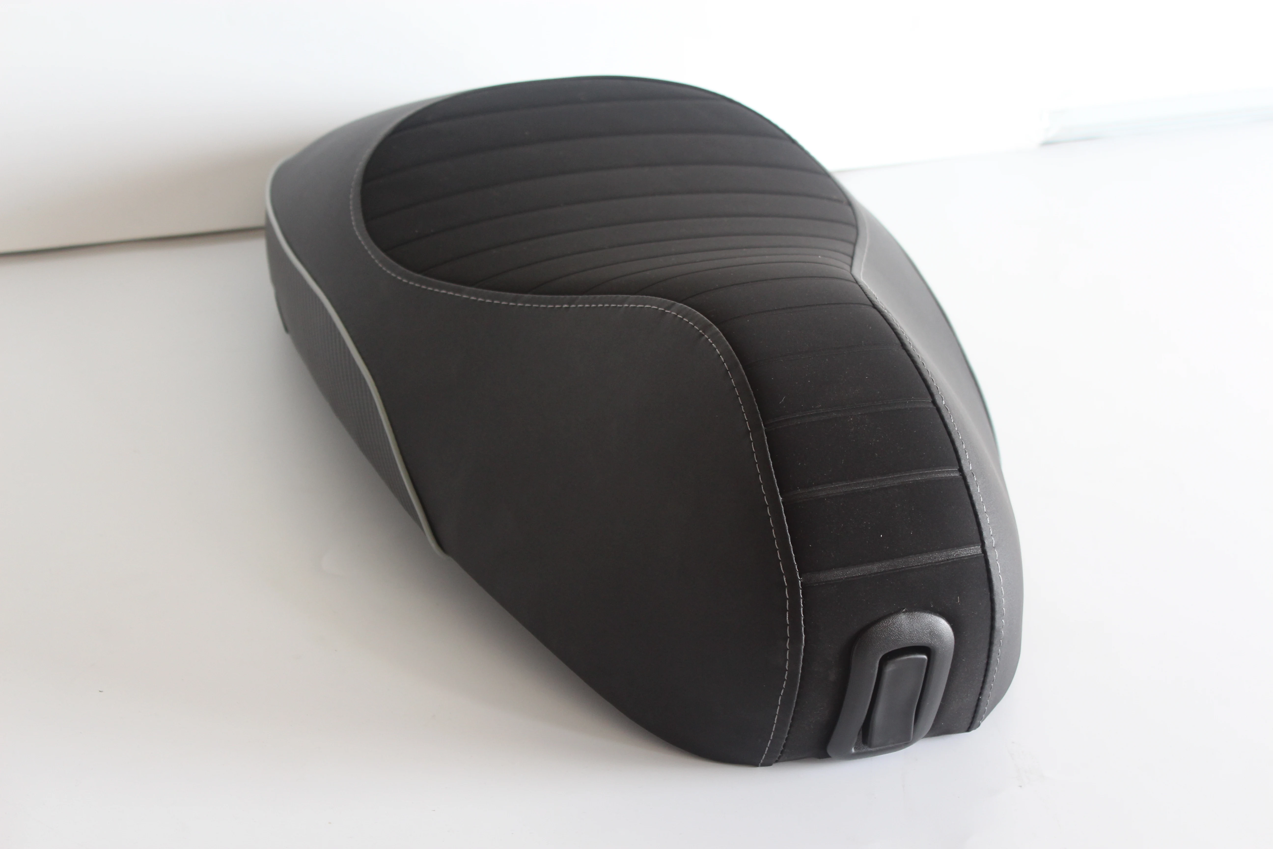 Vespa scooter body parts custom sport seat cushion scooter soft seat OEM for Piaggio Sprint Primavera IGET 125 150cc