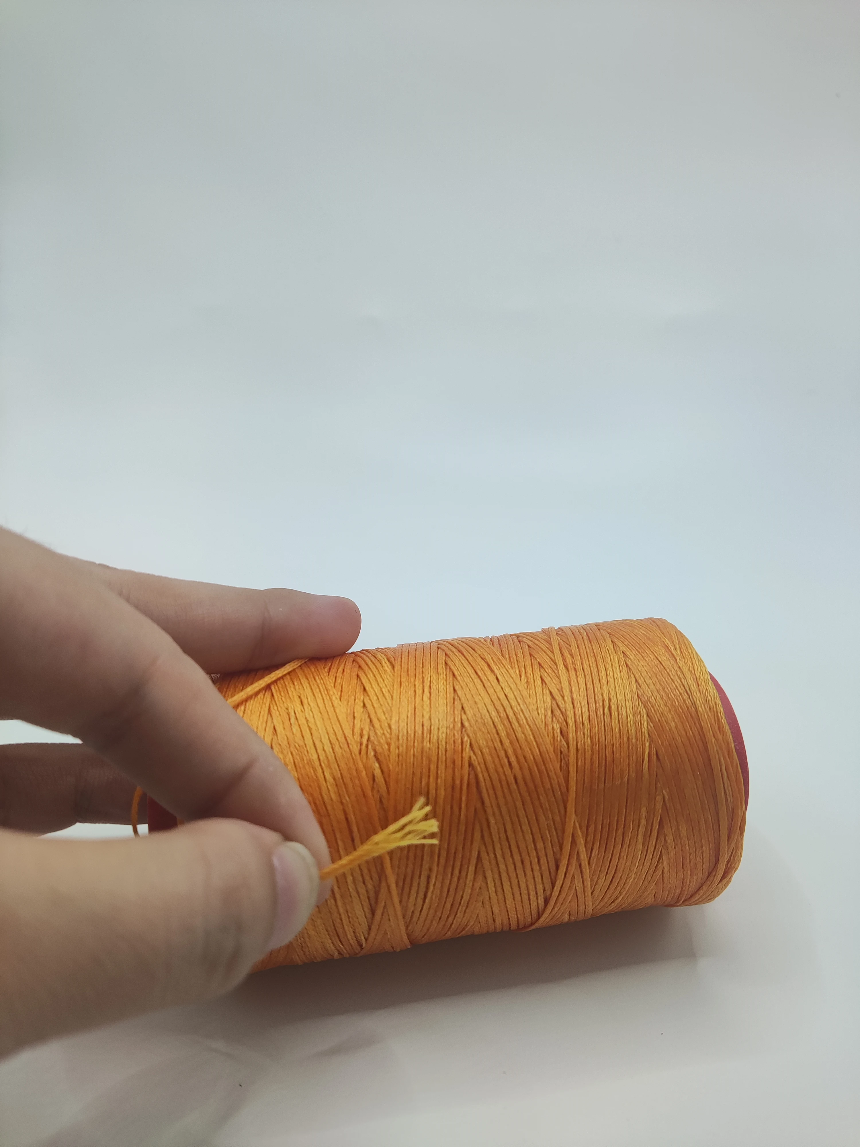 100% Polyester 100 gram  210d/16 flat Wax Thread 1mm  hilo encerado For Bracelets bisuteria