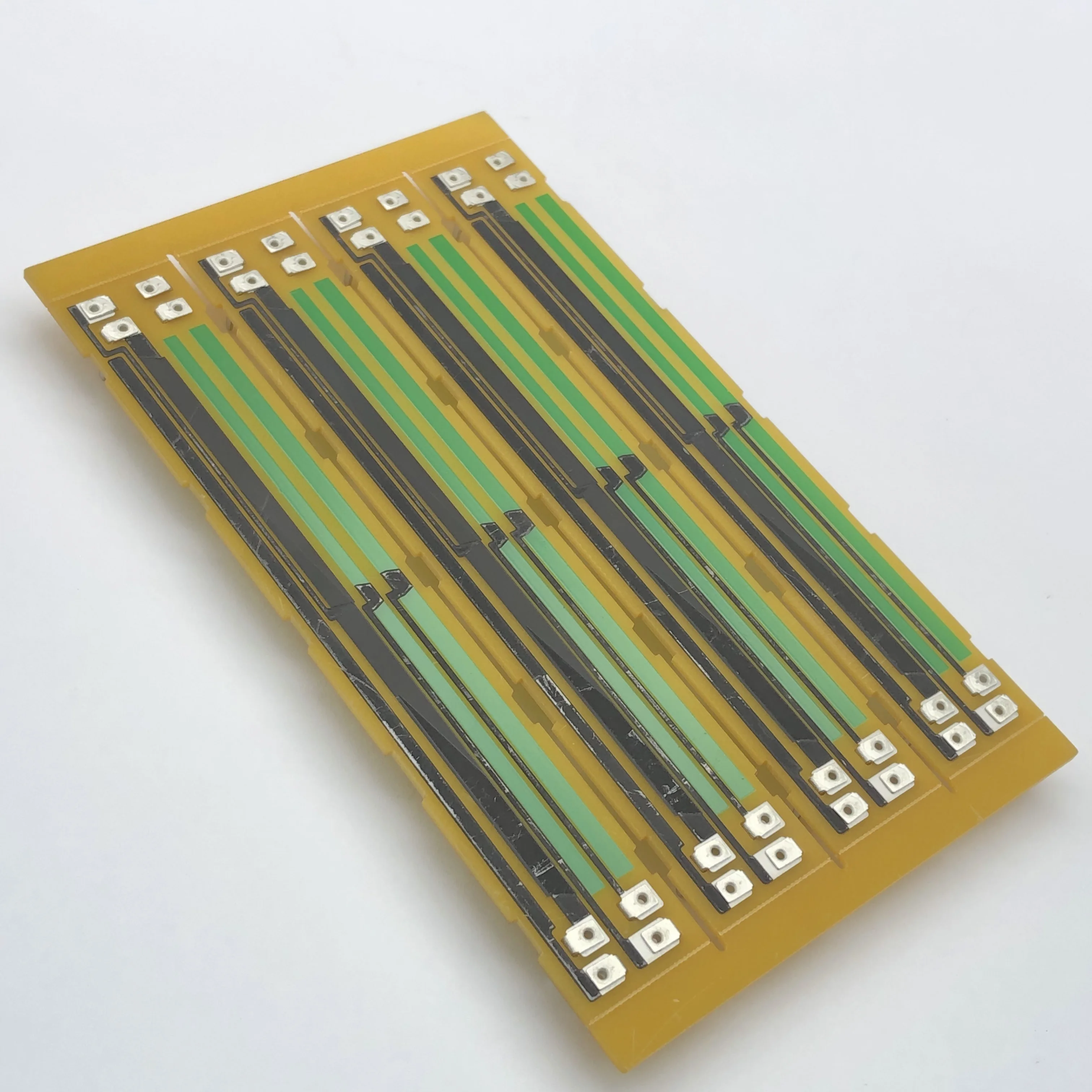 Carbon membrane noble potentiometer