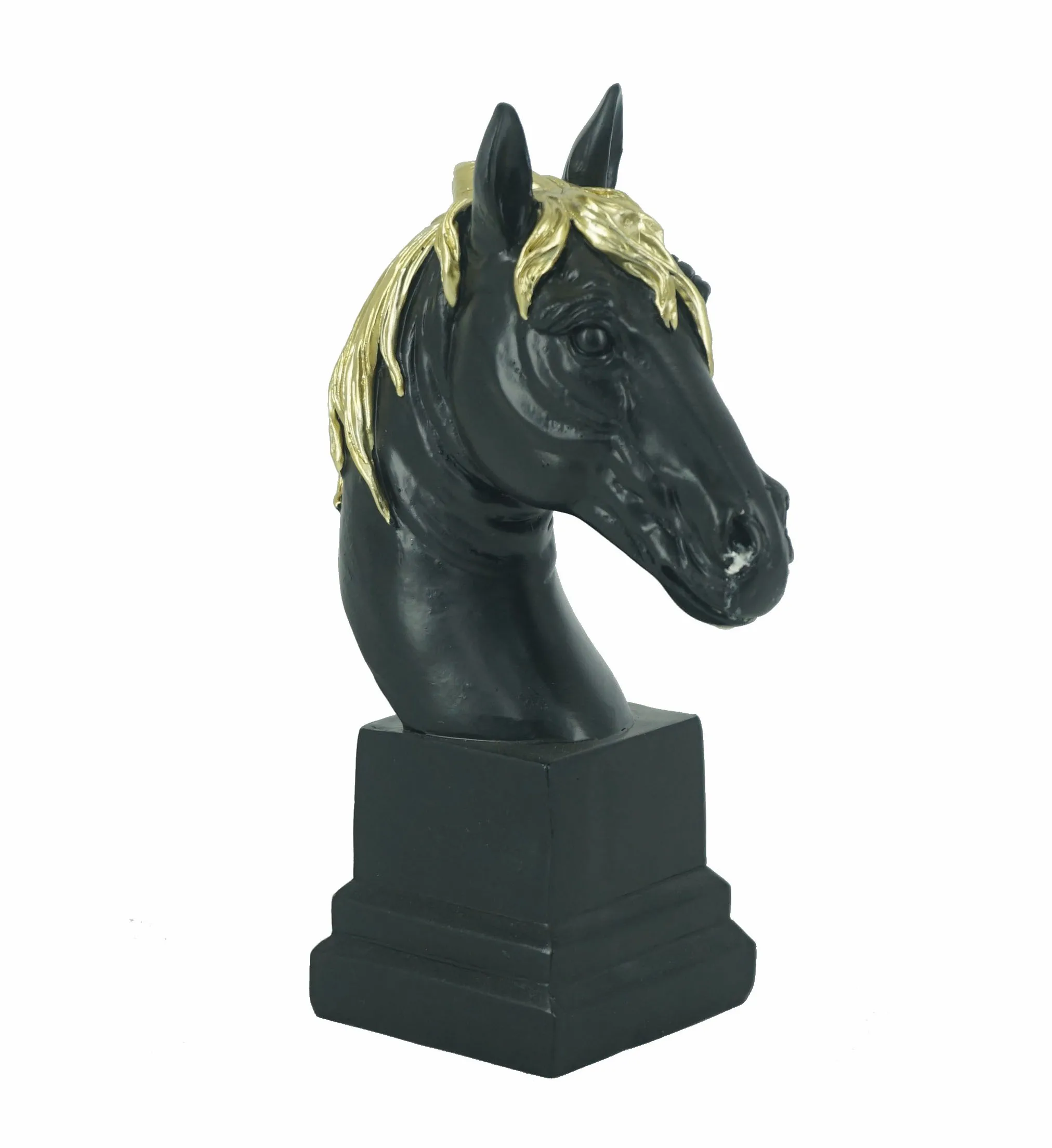 Luxury OEM Decorative Resin Large Size Art Chess Statues Chess Sets King Queen And Horse Home Decoration Chess Horse Sculptures