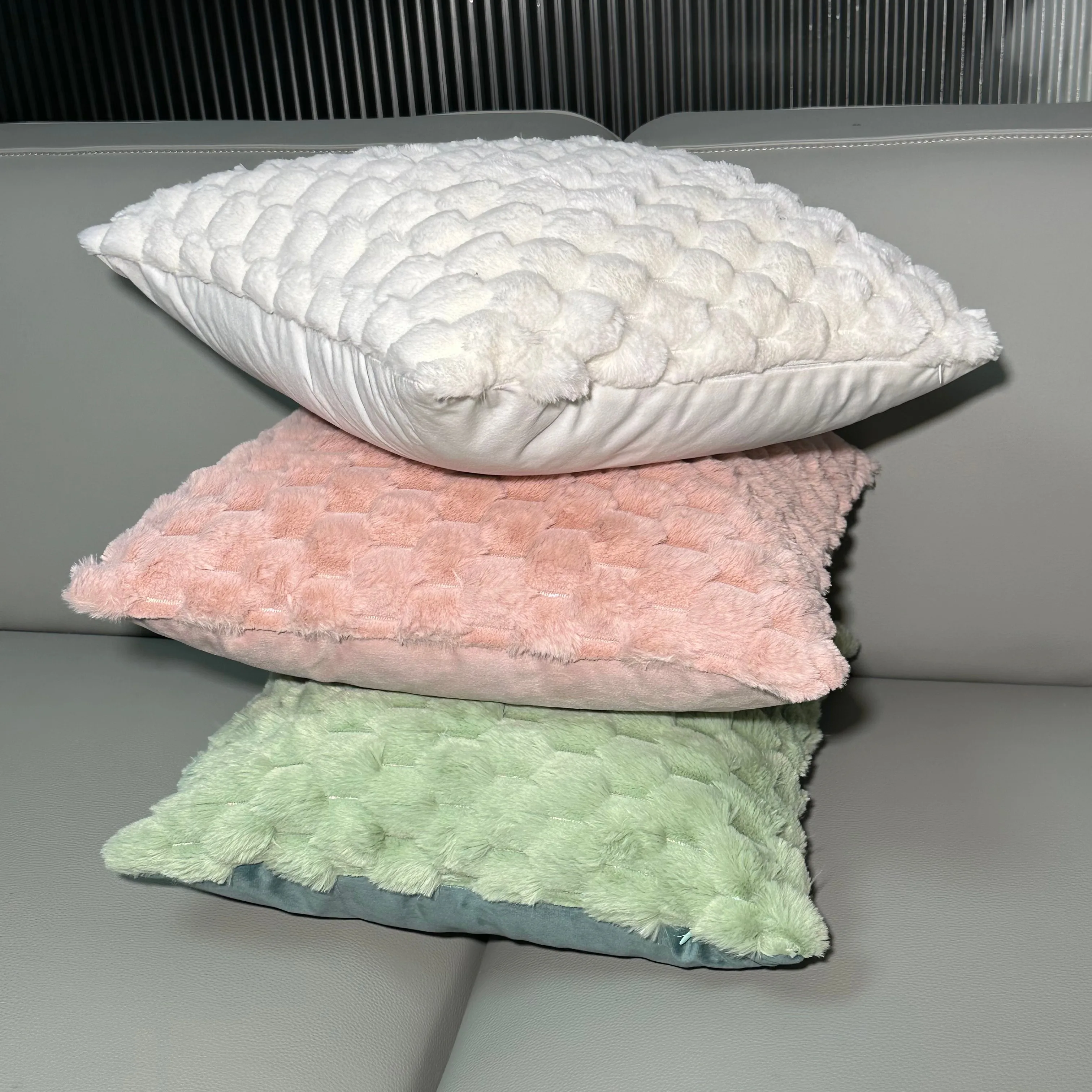 Custom Solid Color Turtle Back Velvet Throw Pillow Printed Technique for Hotel Use Living Room Outdoor Sofa Cushion Decoration