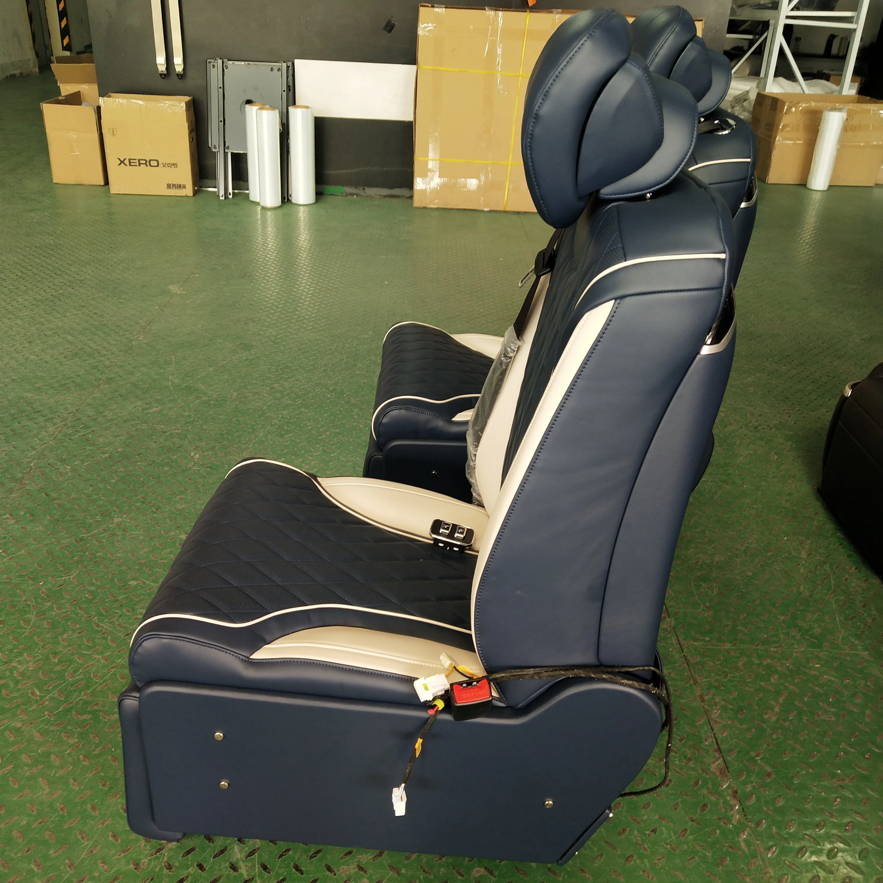 MPV luxury seats with  folded manual Adjustable tray Table  interior for  Mercedes benz W447 Vito V class W639 VIANO