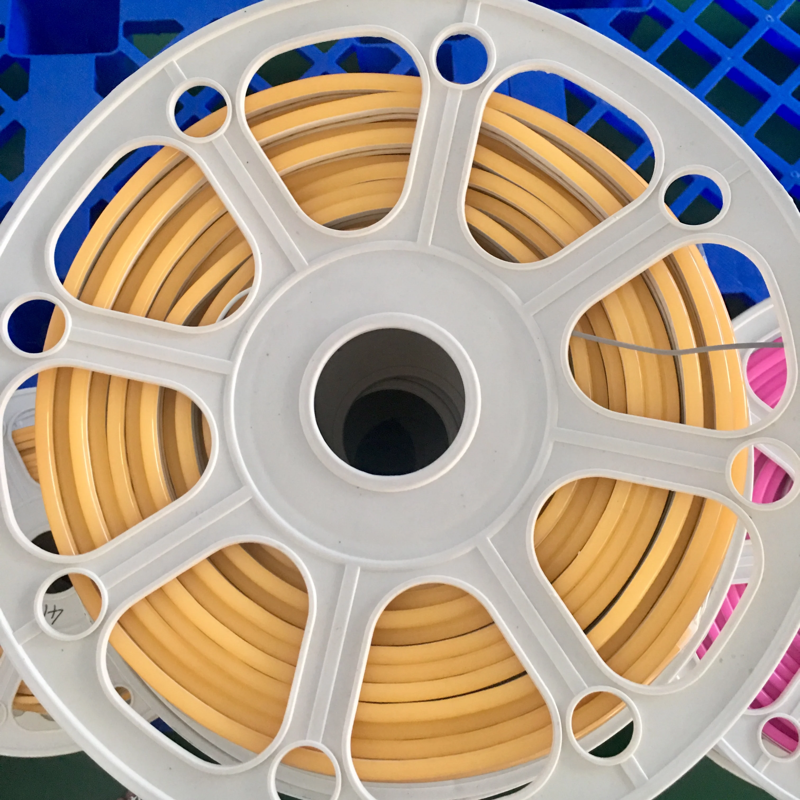 Гибкий каждый 1 см светодиодный неоновый свет IP67 неоновый свет для неоновых вывесок