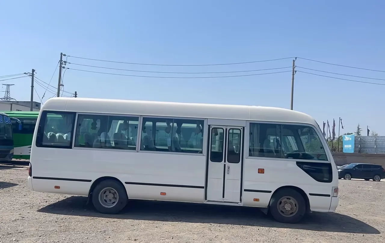 Used Coaster 17-30 Seater Coach Bus Used Coaster Bus