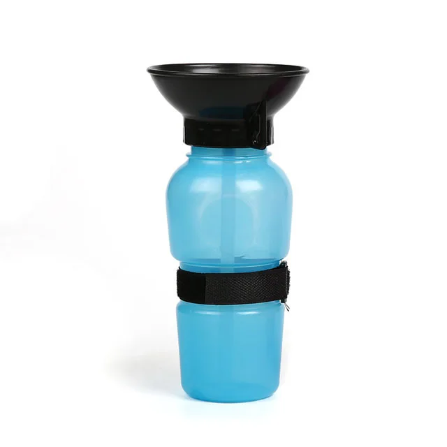 
Pet dogs go out outdoors to drink water to feed water drinker portable dog walking and drinking water bottle  (1600291830866)