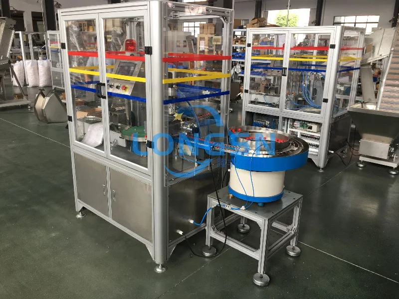 Automatic plastic oil sport cap tighten compression assembly machine