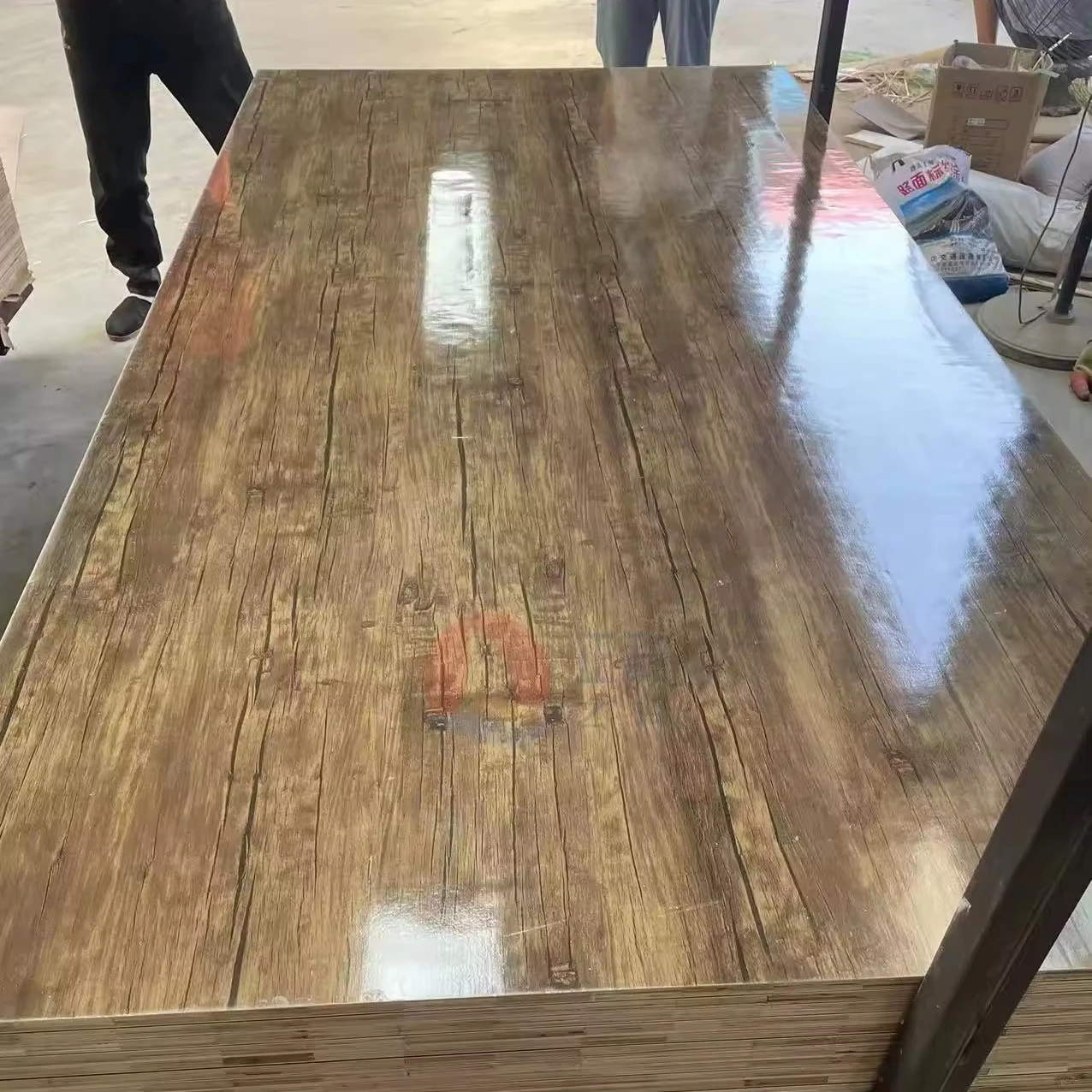 High Gloss UV Melamine MDF/Plywood/Particle Board 1220*2440 2-22mm For Furniture Factory