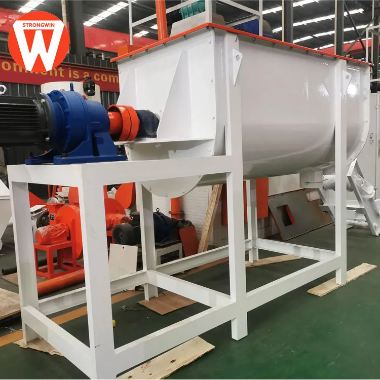 CE certification Easy operation 1000kg/p pig cattle poultry animal feed mixer with factory price