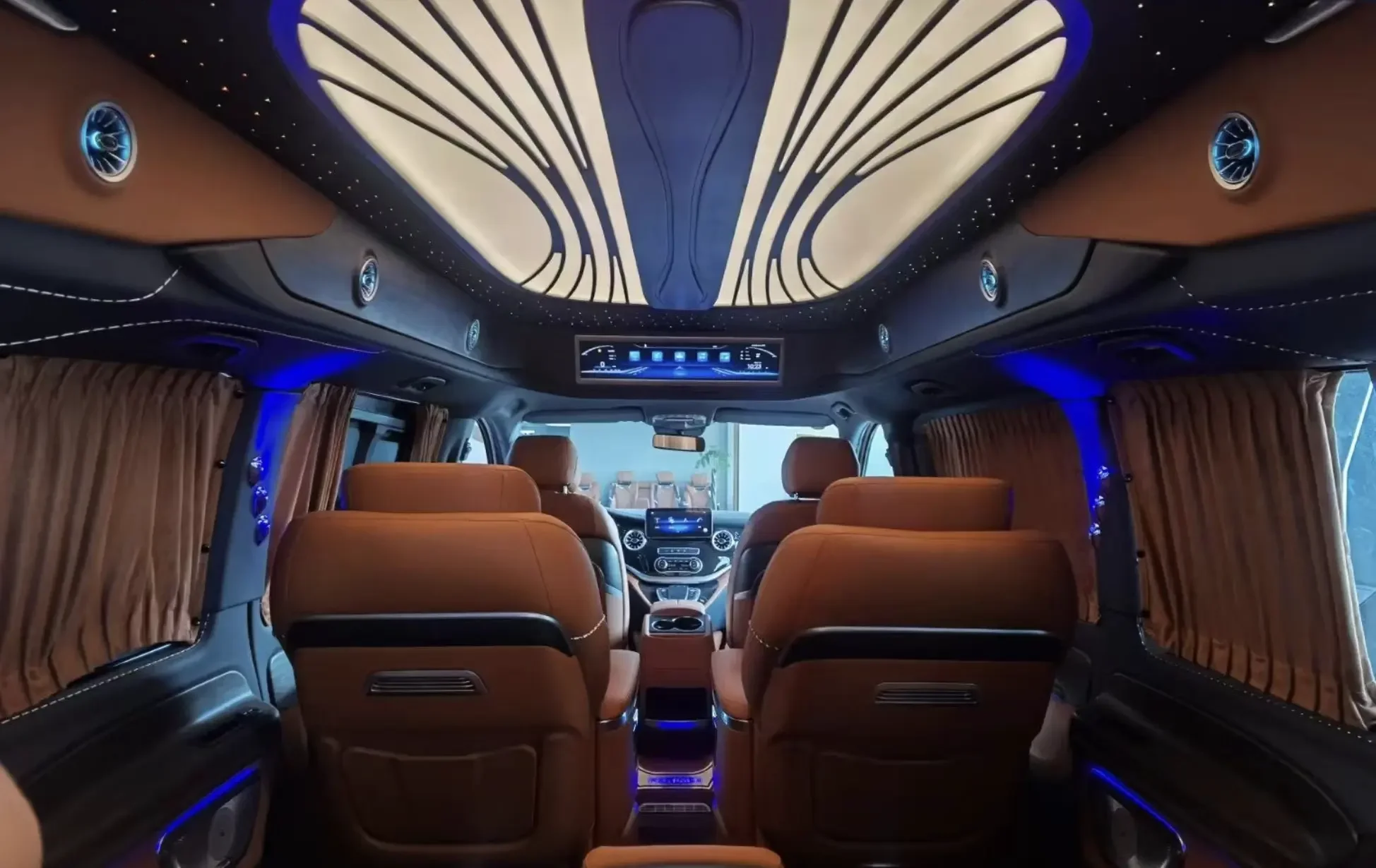 Luxury Modification MPV Partition with 32 Inch TV system Whole Upgrading Kit For VITO/ VCLASS Benz V class /Alphard
