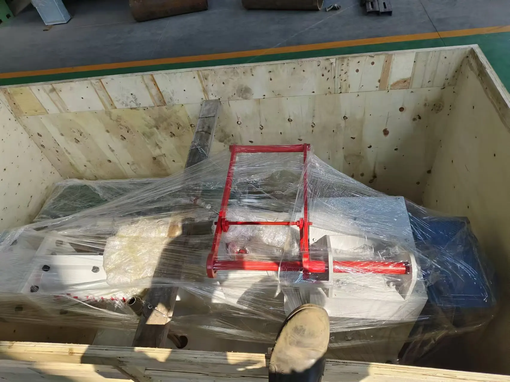 China best manufacturer brick extruding machine small extrusion equipment high vacuum extruder for clay trade Azerbaijan Russia