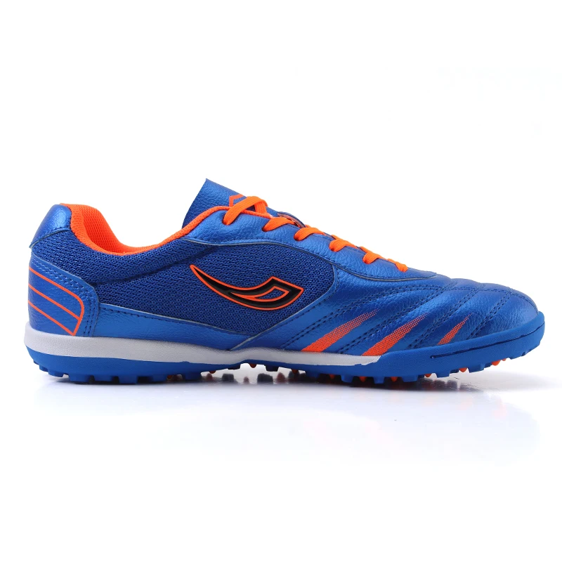 Factory customized professional football shoes outdoor sports shoes